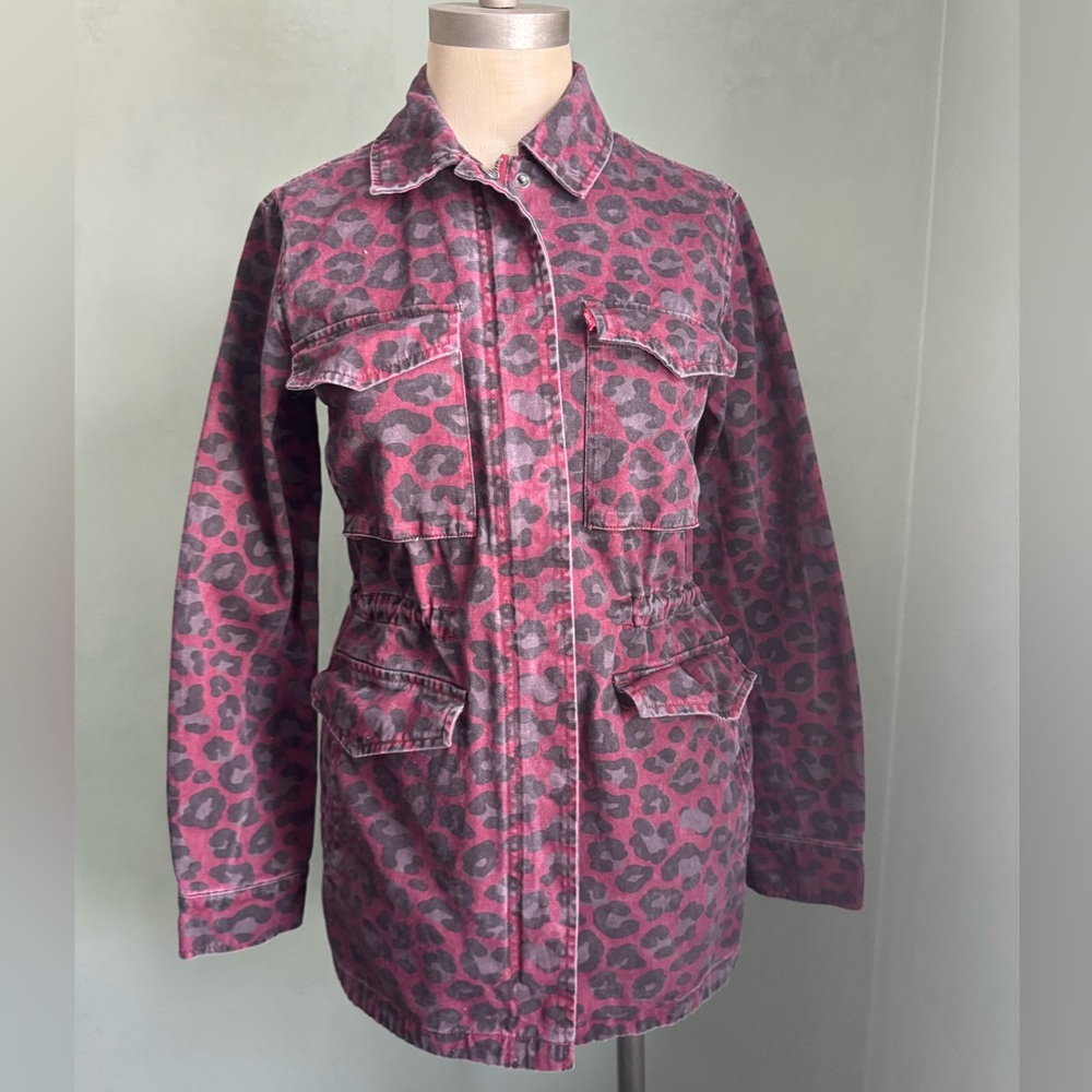 Levi's Animal Leopard Print Jacket | XS Cargo Red Pink / Adjustable Waist